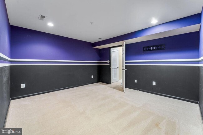 Building Photo - 7550 Maidenhead Dr