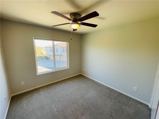 Building Photo - 5040 Codorniz Way