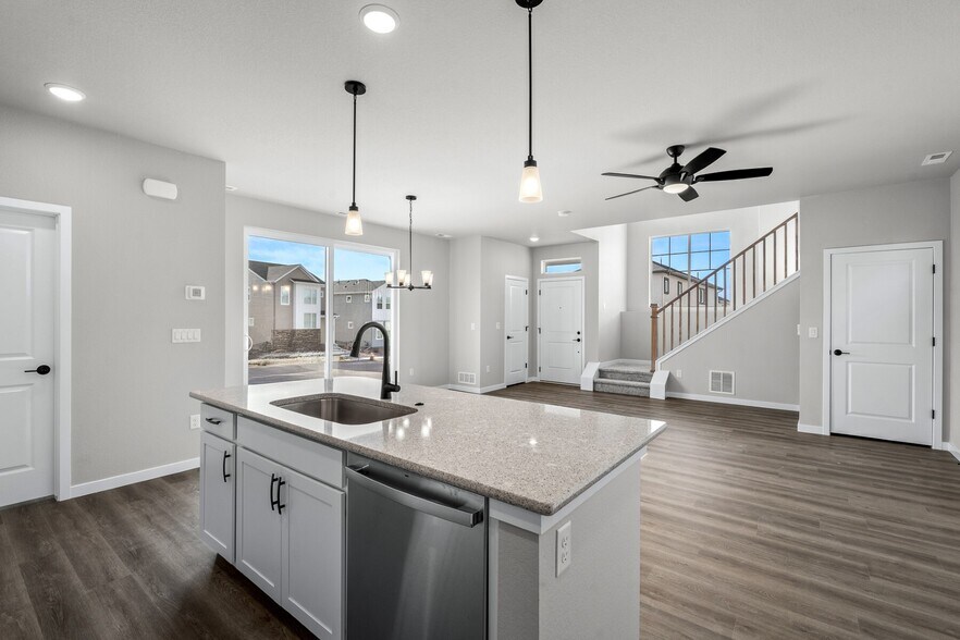 Building Photo - 6395 Laud Pt