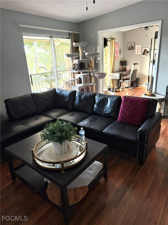 Building Photo - 5713 Foxlake Dr