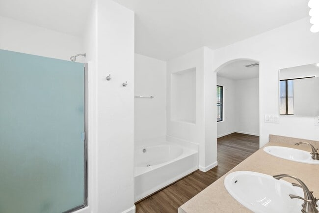 Building Photo - 3680 W Ostler St