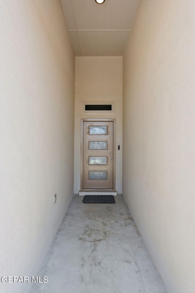 Building Photo - 532 Oakmont