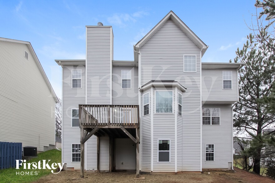 Building Photo - 5208 Eagle Creek Dr