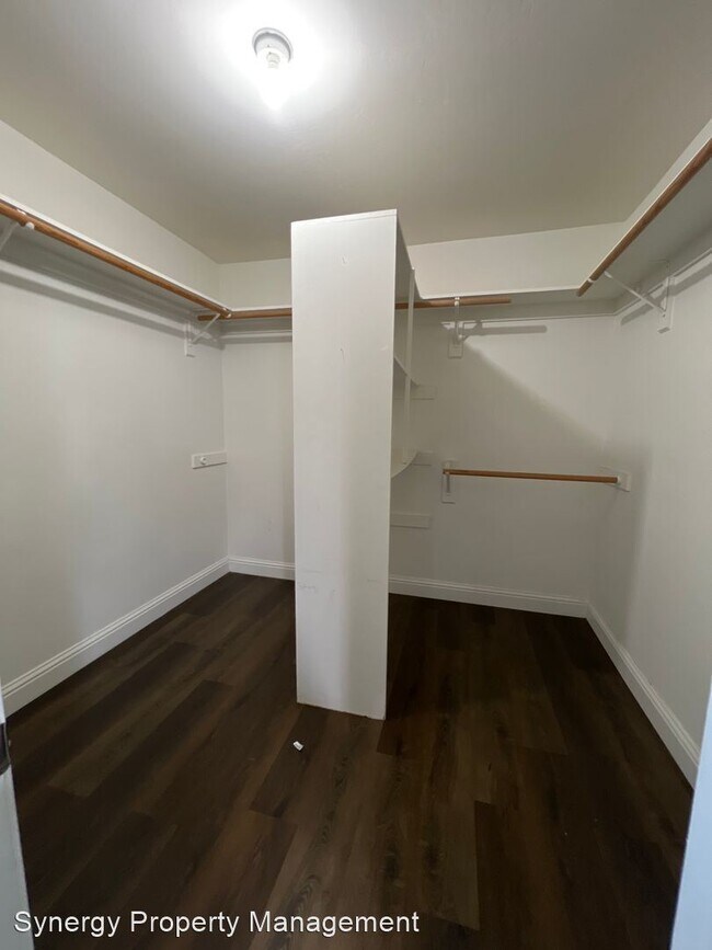 Building Photo - 3 br, 2 bath House - 6014 Sarona St