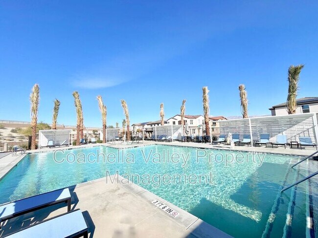 Building Photo - 41168 Emory Ln