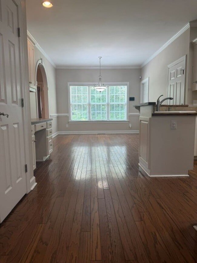 Building Photo - 3 Bed/2 Bath with Bonus Room in CBA Schools