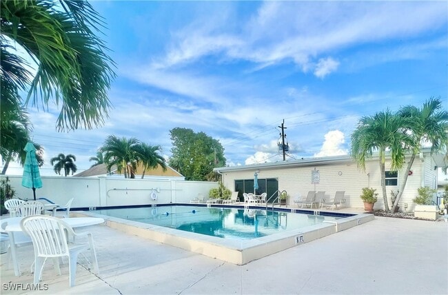 Building Photo - 112 Cape Sable Dr