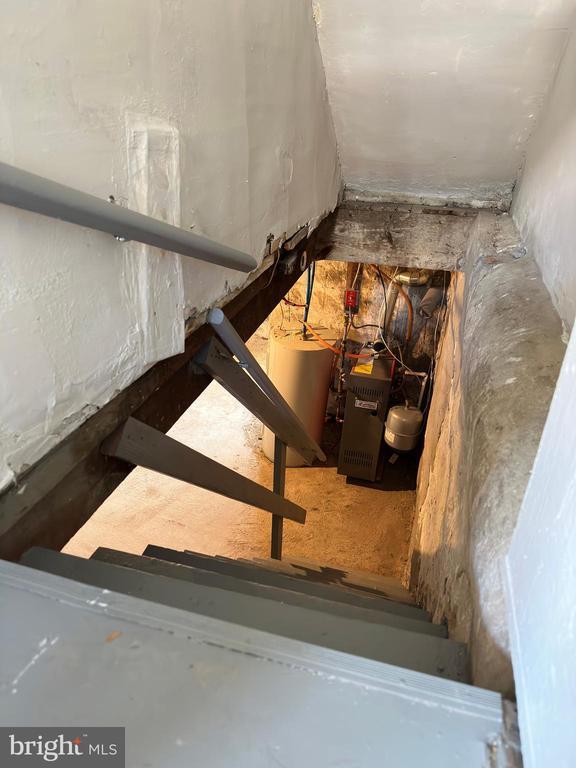 Building Photo - 1422 S Patton St