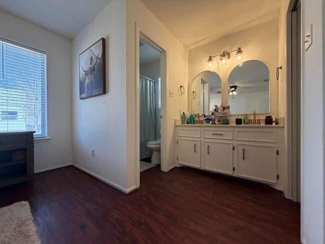 Building Photo - 8422 Gary Ave