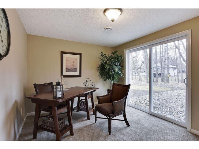 Building Photo - 27405 Pine Bend