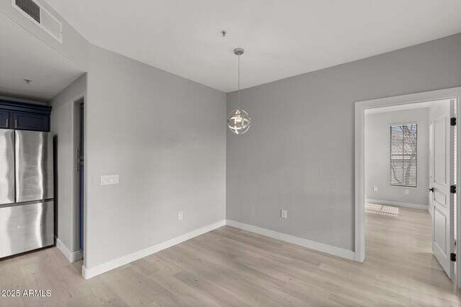 Building Photo - 11680 E Sahuaro Dr