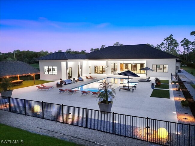Building Photo - 6677 Hunters Rd