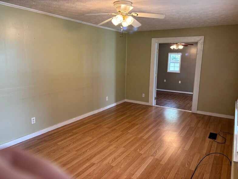 Building Photo - 108 Colyers Loop