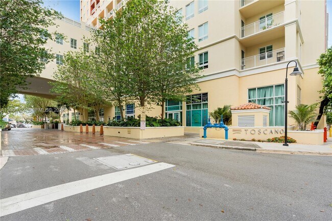 Building Photo - 7350 SW 89th St