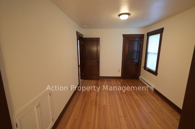 Building Photo - 2 bed, office, 2 bath, 1 car garage, in Sequim