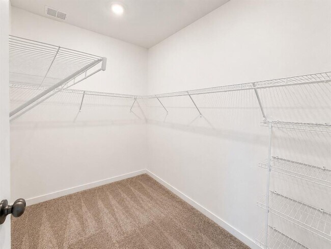 Building Photo - 5533 Guava Ct