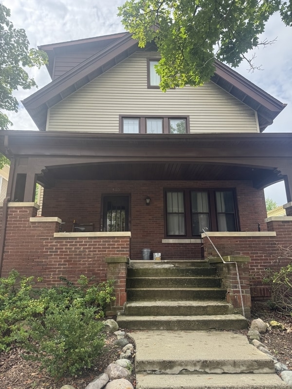 Building Photo - 500 Catherine St