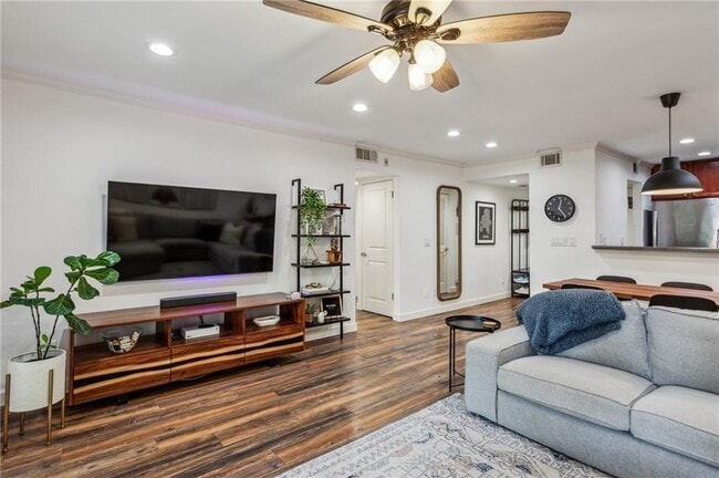 Building Photo - 3650 Ashford Dunwoody Rd NE