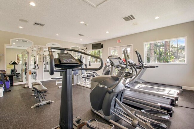 Building Photo - 284 Village Blvd