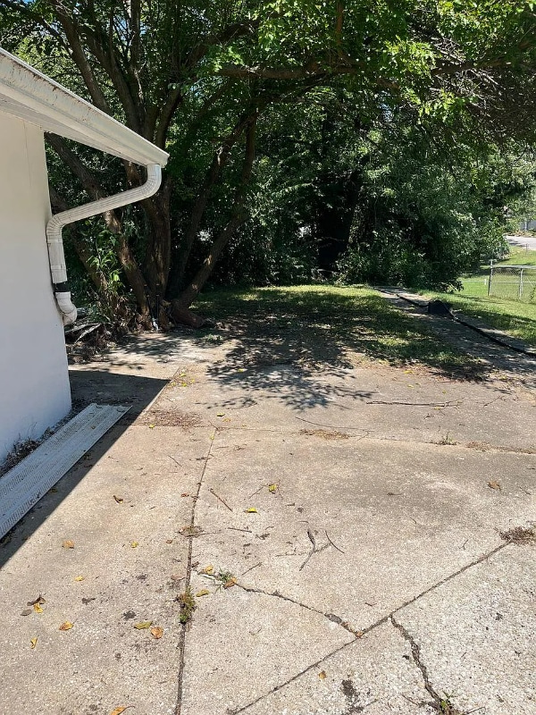 Building Photo - 509 E North St