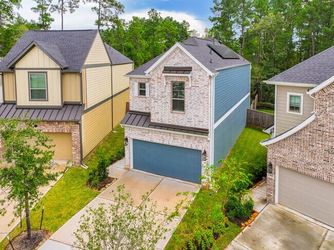 Building Photo - 112 Red Cascade Trl