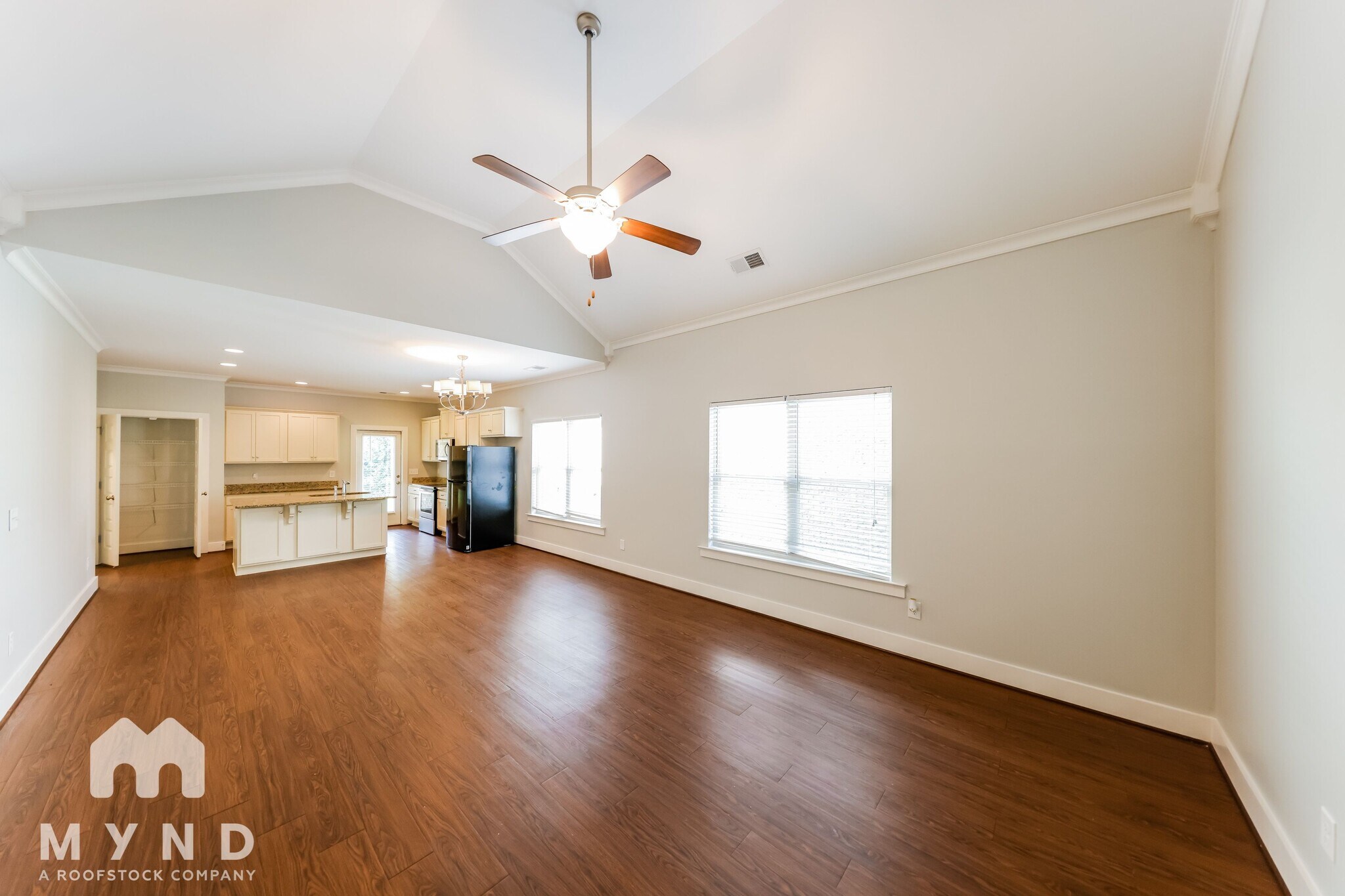 Building Photo - 5525 Park Side Rd