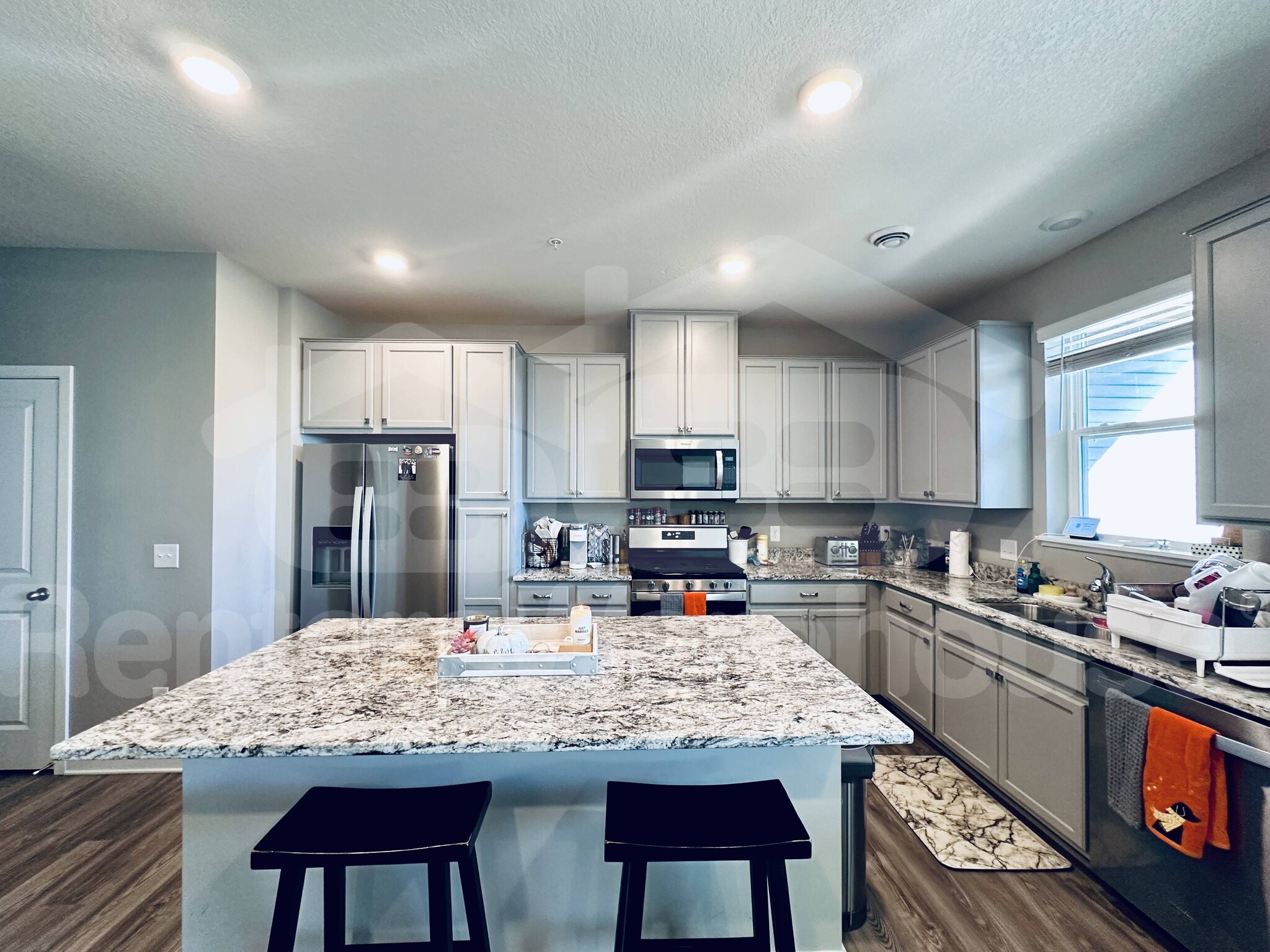 Building Photo - 8807 Granite Cir