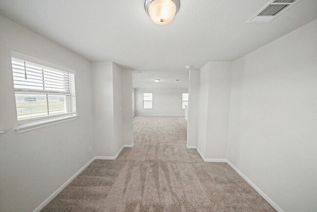 Building Photo - 3037 Beringer Blvd