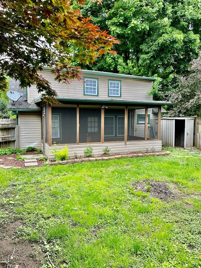 Building Photo - Charming Completely Remodeled Home!