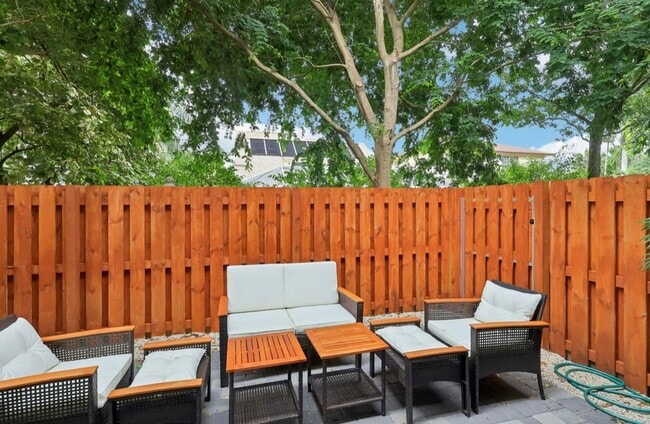 Building Photo - 5147 Ellery Terrace