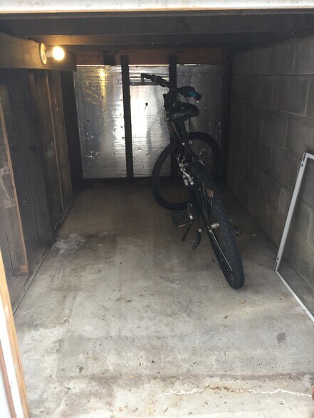Storage Area - 2604 Tremont St