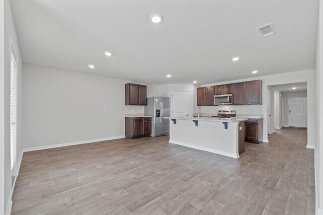 Building Photo - 1047 Limpkin St