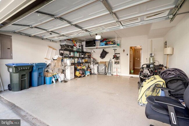 Building Photo - 22595 Willington Square