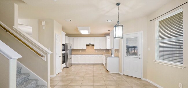 Building Photo - 509 Chapel Bend