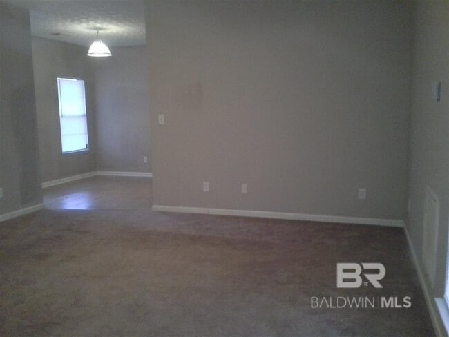 Building Photo - 1129 Sloane Cove