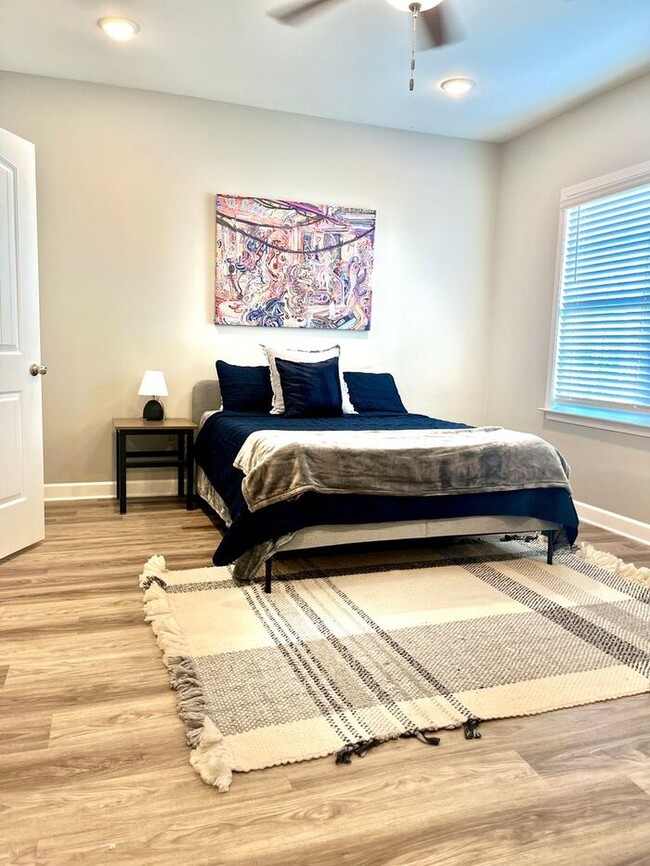 Building Photo - Shared Housing Experience in Memphis -> @t...