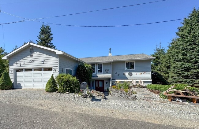 Building Photo - Stunning Home for Lease in Diamond Point