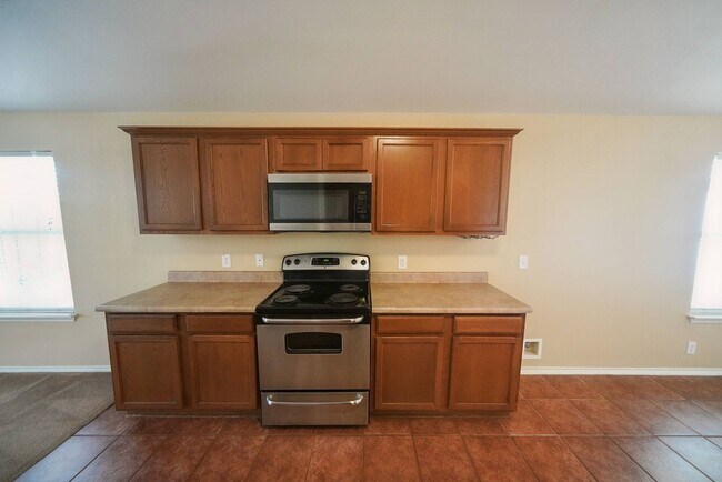 Building Photo - Cozy Home in Cibolo Valley Ranch Now Available - Realtor Commission: $500