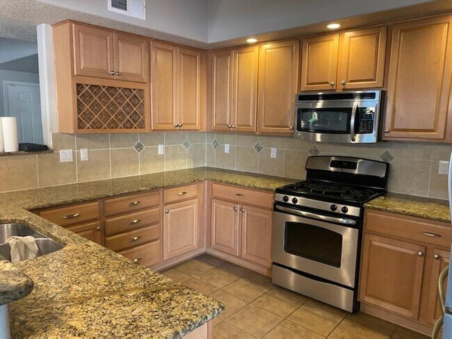 Building Photo - 11000 Calandrias St NW