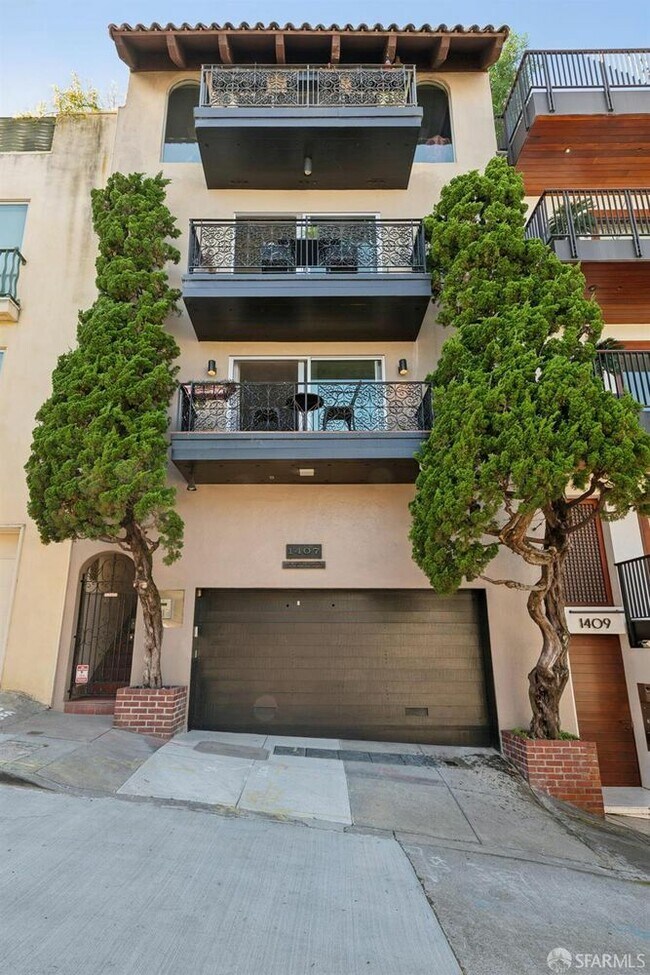 Building Photo - 1407 Montgomery St