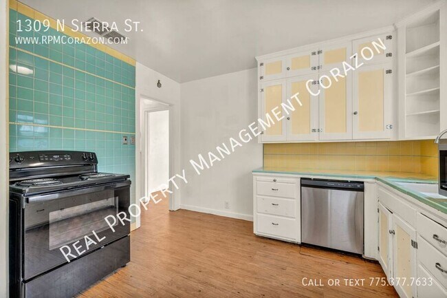 Building Photo - 1309 N Sierra St