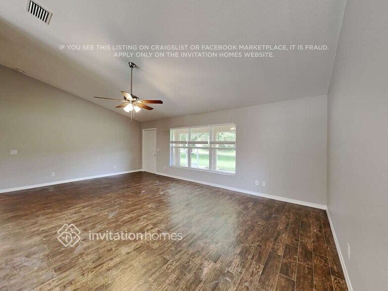 Building Photo - 25208 Palisade Rd