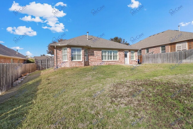 Building Photo - 405 Mustang Trail