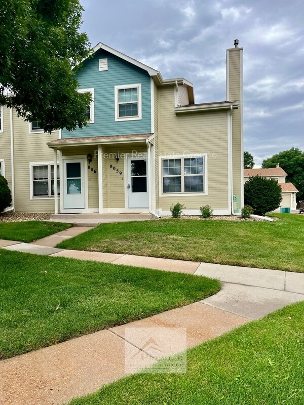 Primary Photo - 8059 Lexington Park Dr