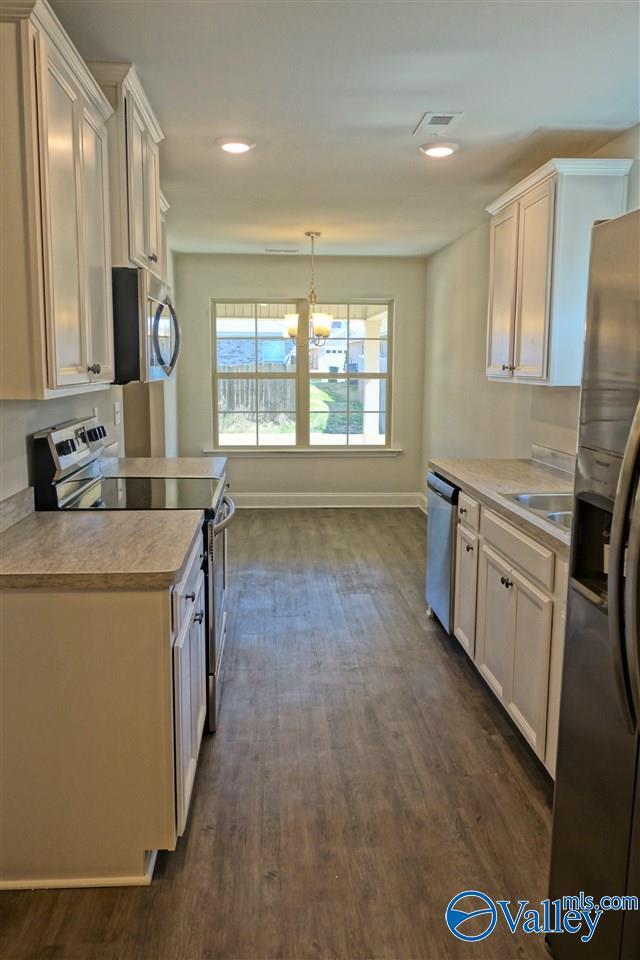 Building Photo - 133 Ardsley Dr