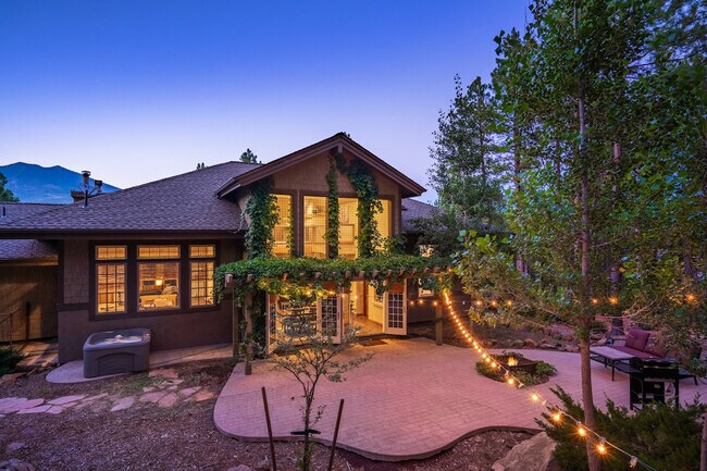 Building Photo - 4955 Hidden Hollow Rd