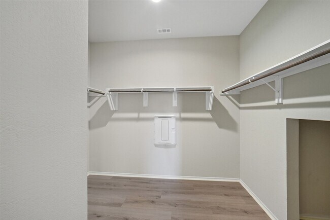 Building Photo - 16524 Cascading Pnes Ct
