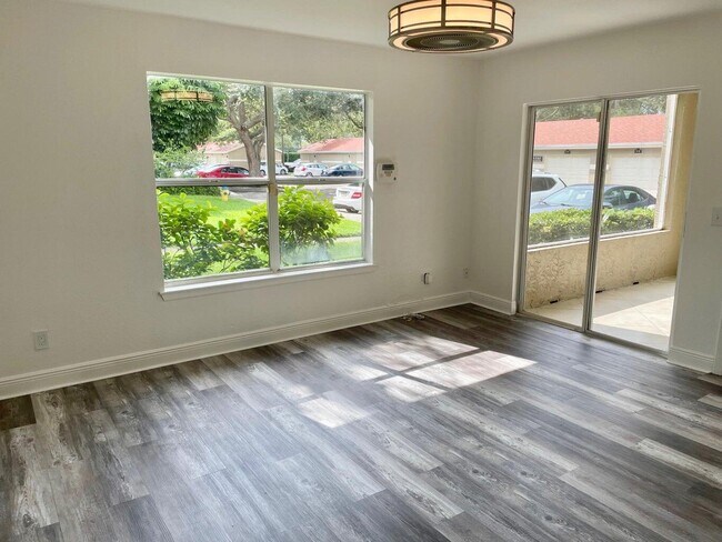 Building Photo - 1760 Palm Cove Blvd