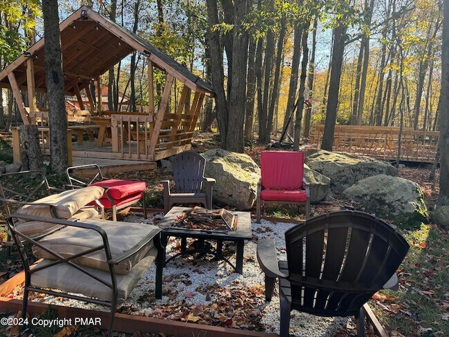 Building Photo - 2933 Melody Ln