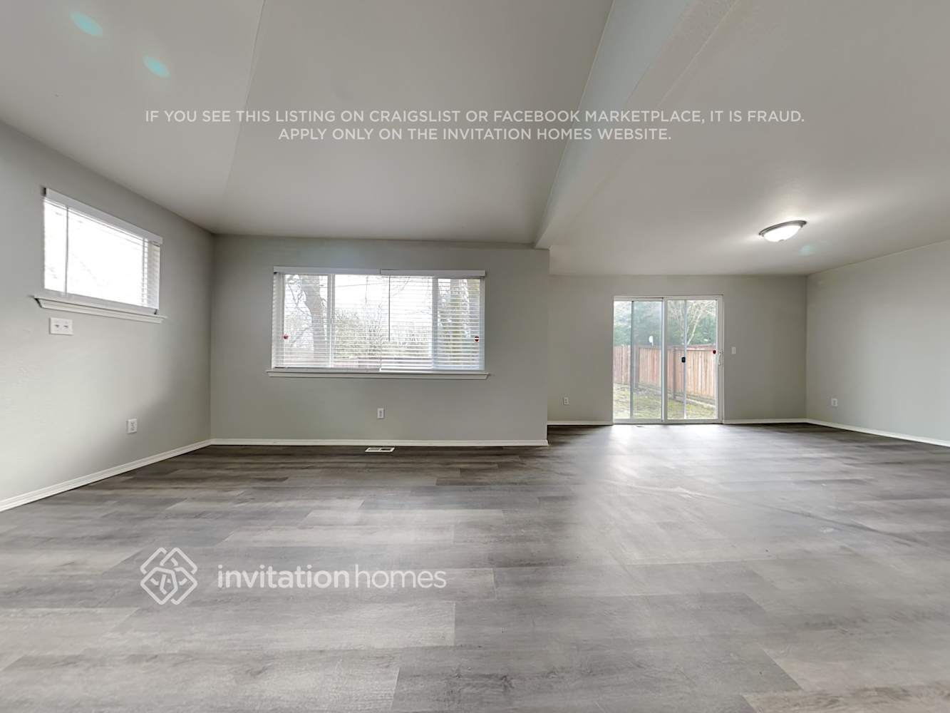 Building Photo - 2526 Hidden Springs Loop SE